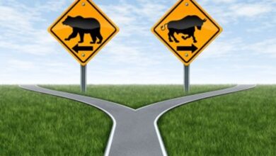 Bitcoin At A Crossroads: Bullish Momentum Meets Selling Pressure –